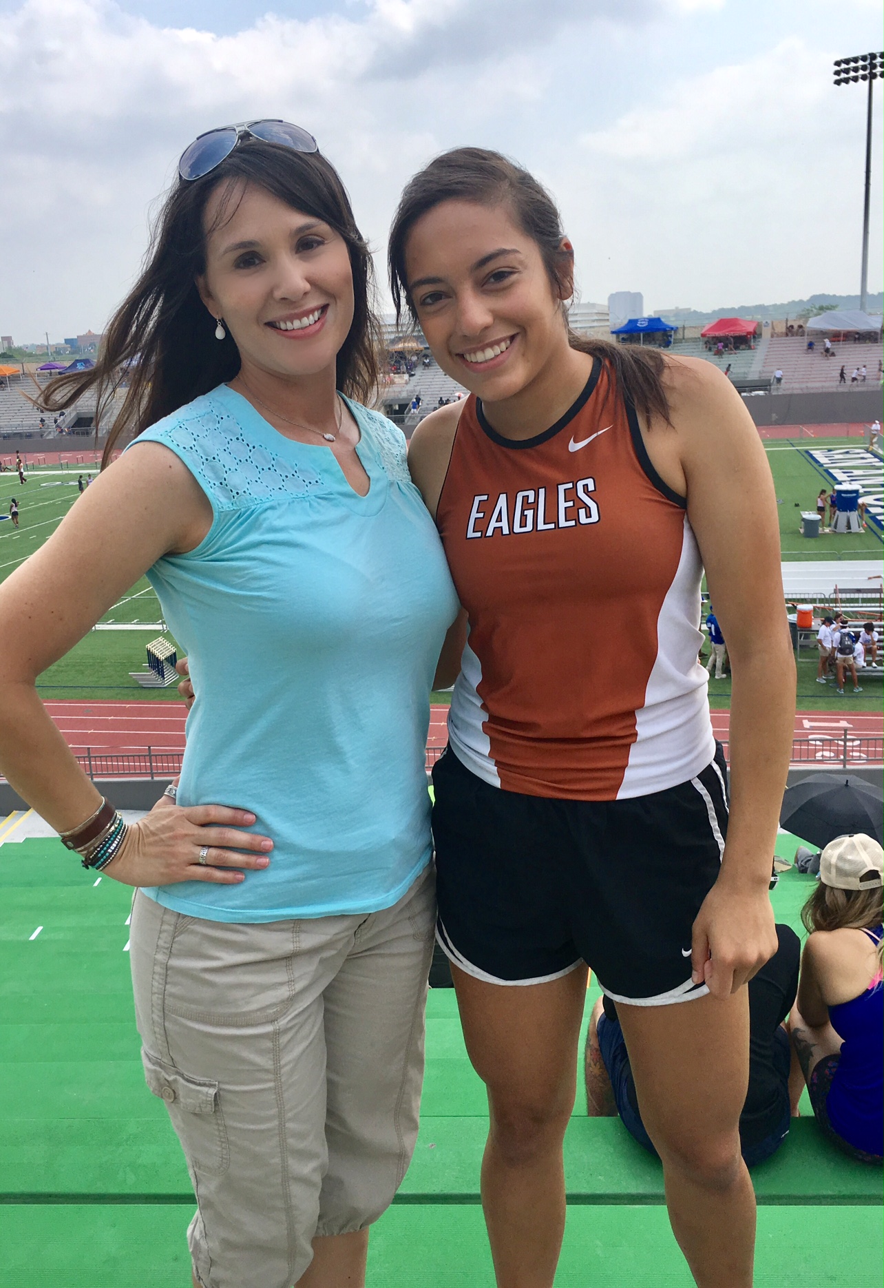 linda castaneda and valeria 2017.jpg